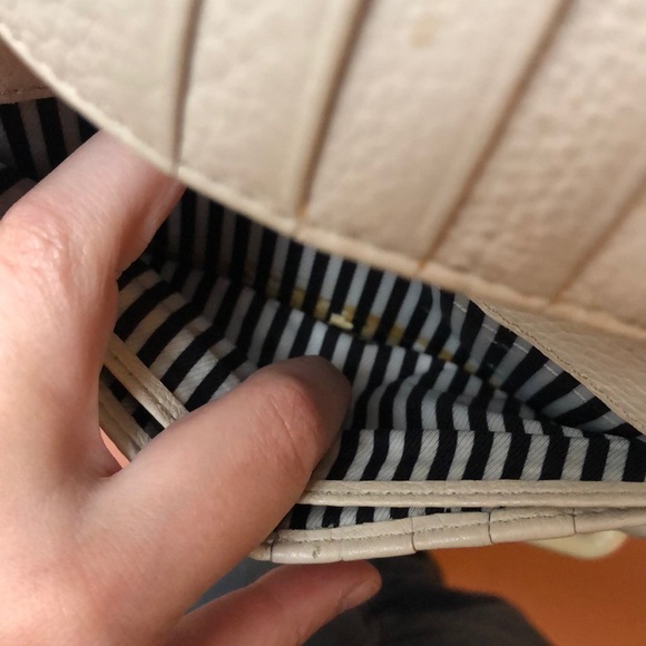 Kate Spade Wallet - Picture 3 of 4